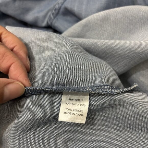 C&C California Chambre Denim Shirt Women Small Roll Up Sleeve Button Up - Picture 7 of 10